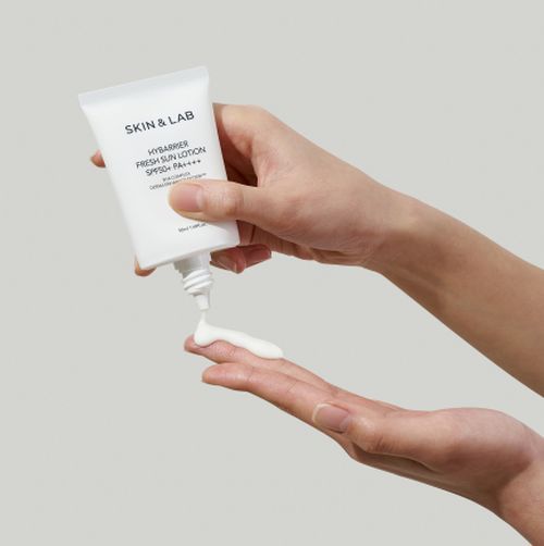 Увлажняющий солнцезащитный лосьон SKIN&LAB Hybarrier Fresh Sun Lotion SFP50+/PA++++ 10 мл (Цена: 170 грн.)