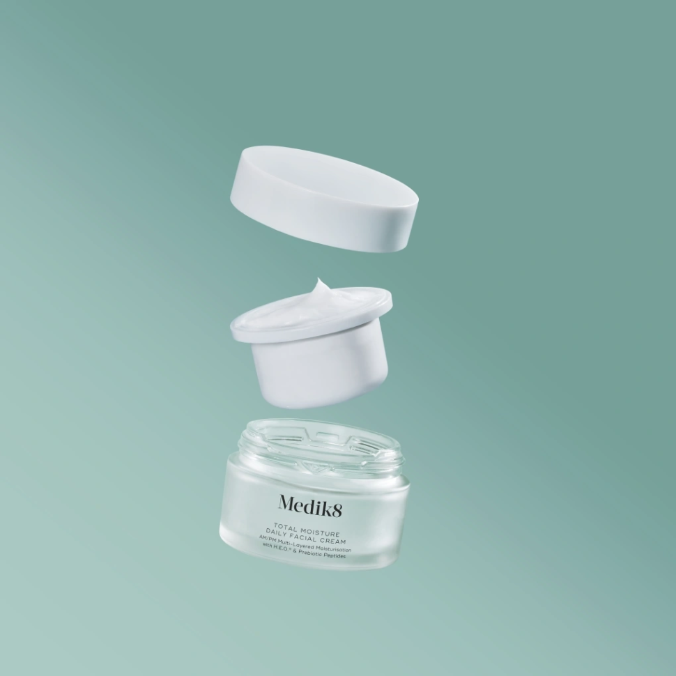 Увлажняющий крем для лица рефил MEDIK8 Total Moisture Daily Facial Cream Refill 50 мл  (Цена: 2 550 грн.)