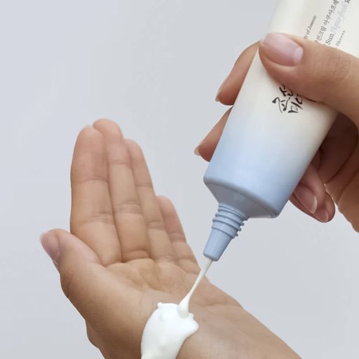 Легки сонцезащитный крем с пантенолом BEAUTY OF JOSEON Relief Sun Aqua-fresh Rice+B5 SPF50+ PA++++ 50 мл