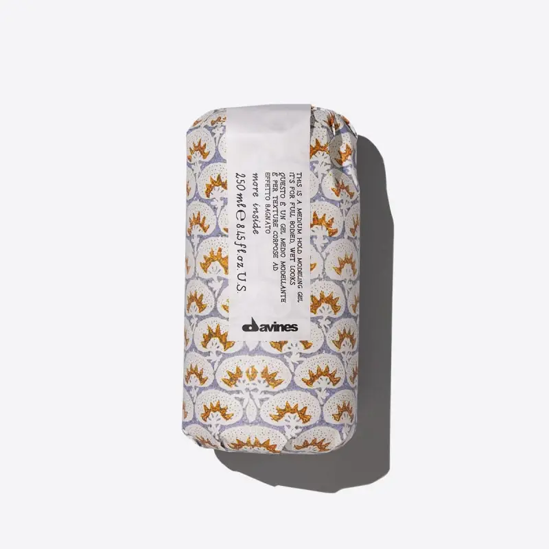 Гель для моделирования прически и создания эффекта мокрых волос DAVINES More Inside Medium Hold Modeling Gel 250 мл  (Цена: 775 грн.)