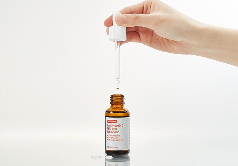Сыворотка с витамином С BY WISHTREND Pure Vitamin C 15% with Ferulic Acid 30 мл (Цена: 650 грн.)