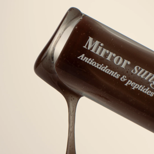 Солнцезащитный блеск для губ HUGS Mirror Sungloss Cold Brew SPF 20+ PA++ 5,5 мл
