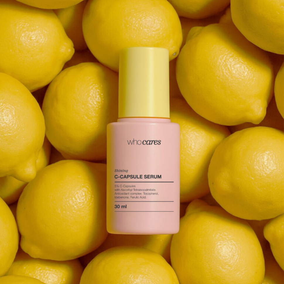 Мультивитаминная сыворотка для лица с инкапсулированным витамином C WHOCARES Shining C-Capsule Serum 30 мл (Цена: 1 190 грн.)