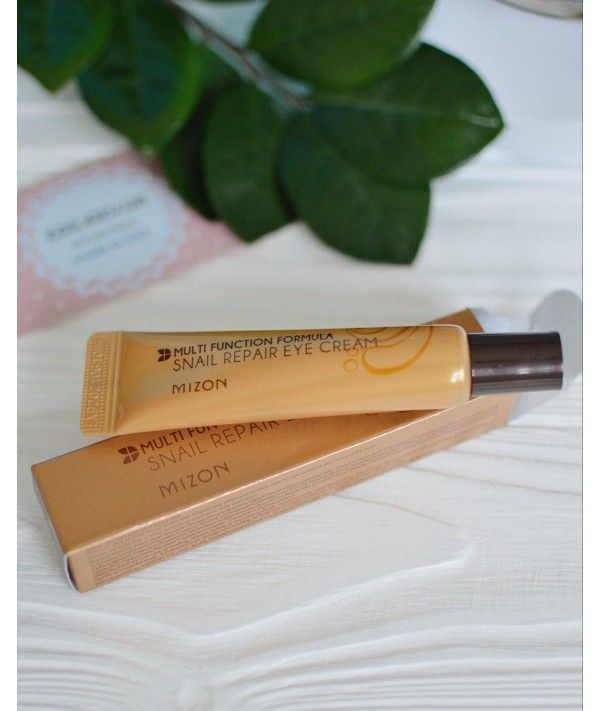 Поживний крем для шкіри навколо очей Snail Repair Eye Cream Mizon (Ціна: 155 грн.)