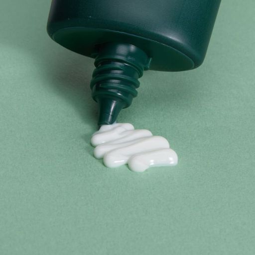 Успокаивающий солнцезащитный крем с хауттюйнией ANUA Heartleaf Silky Moisture Sun Cream SPF50+PA++++ 50 мл