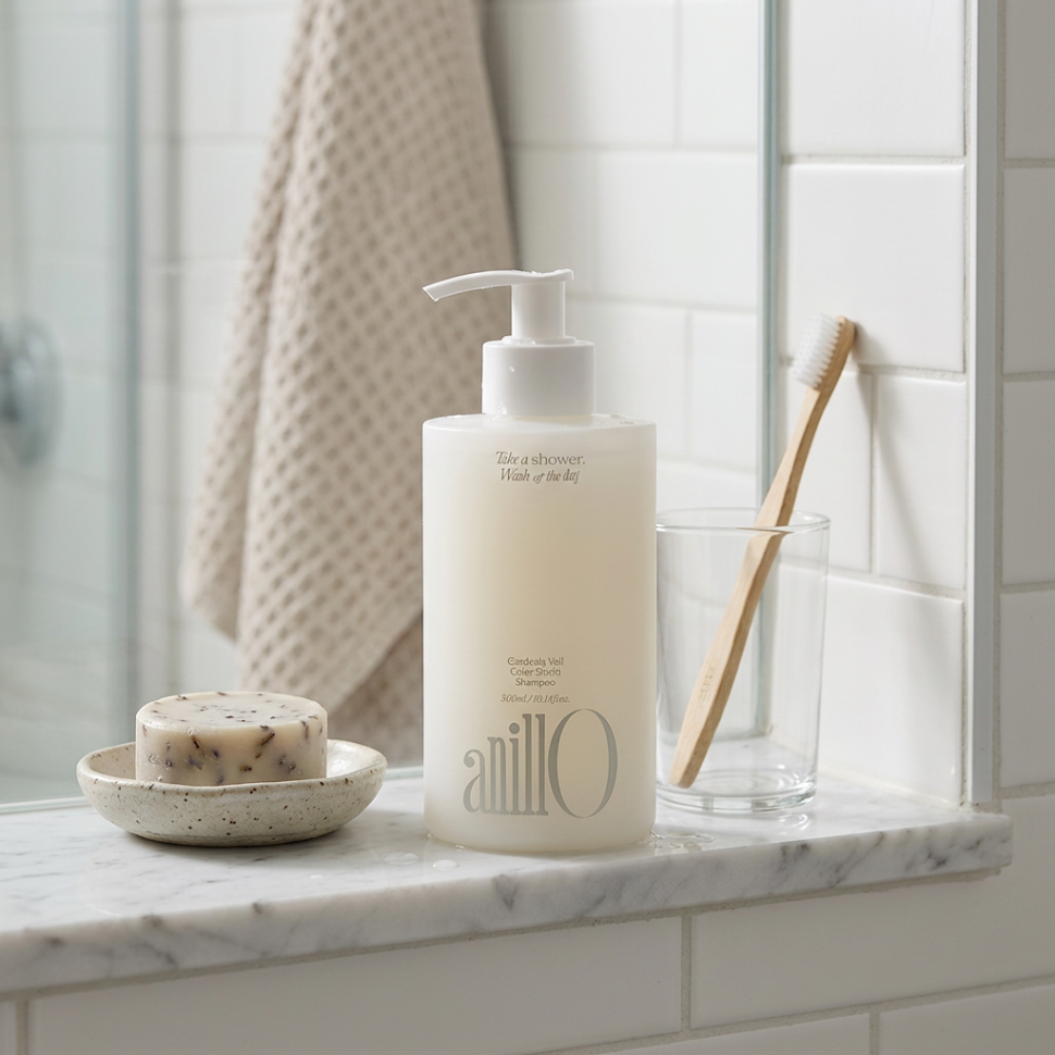 ANILLO шампунь для фарбованого волосся Gardenia Veil Color Shield Shampoo 300 мл (Ціна: 1 550 грн.)