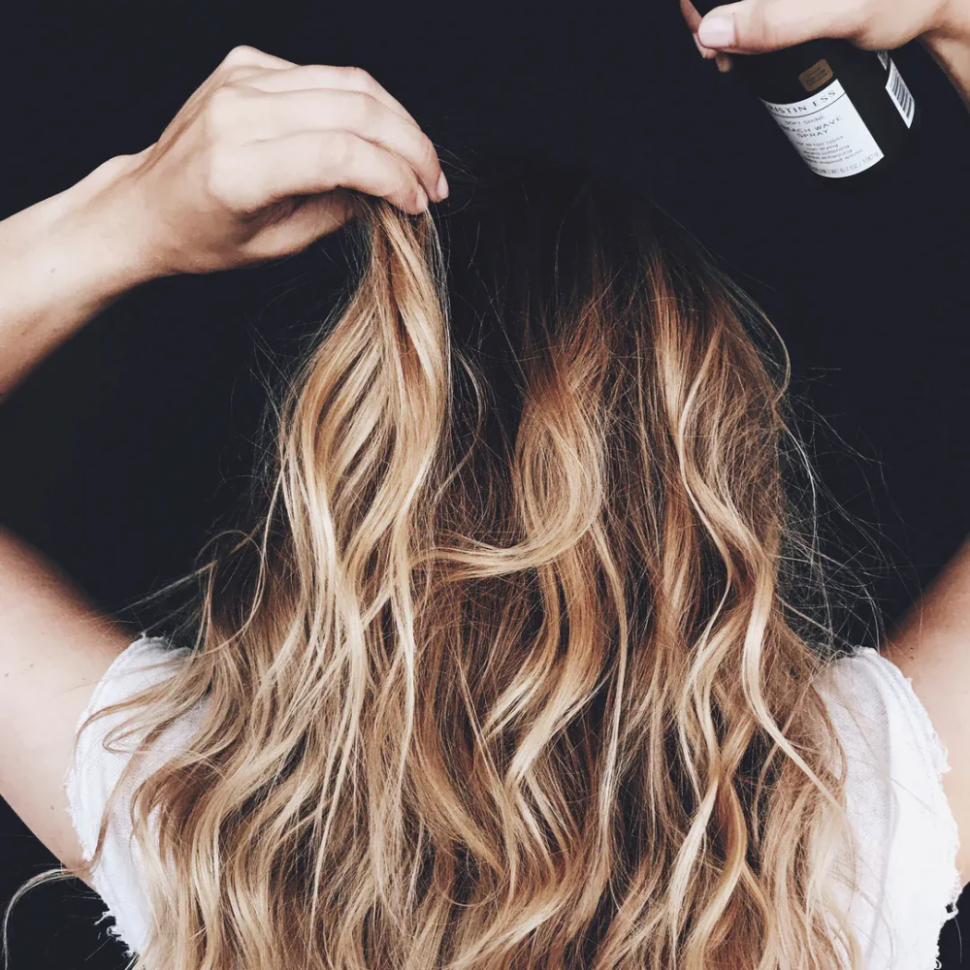 Текстурирующий спрей для волос KRISTIN ESS Soft Shine Beach Wave Spray 250 мл (Цена: 574 грн.)