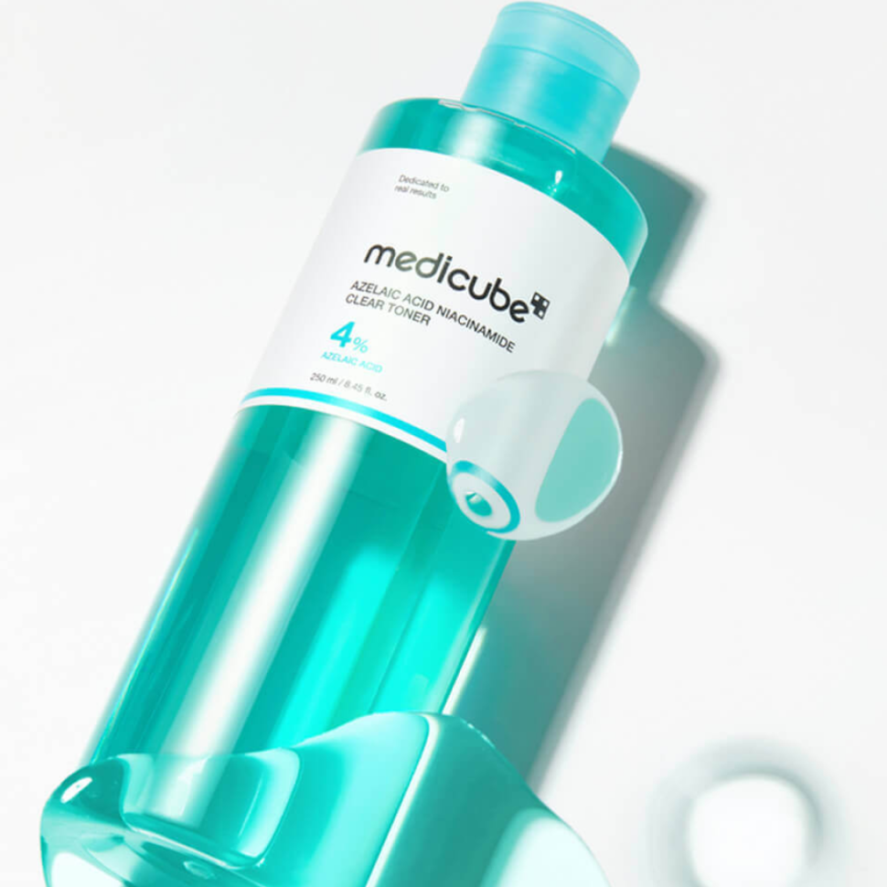 MEDICUBE тонер з азелаїновою кислотою та ніацинамідом Azelaic Acid Niacinamide Clear Toner 250 мл (Ціна: 1 161 грн.)