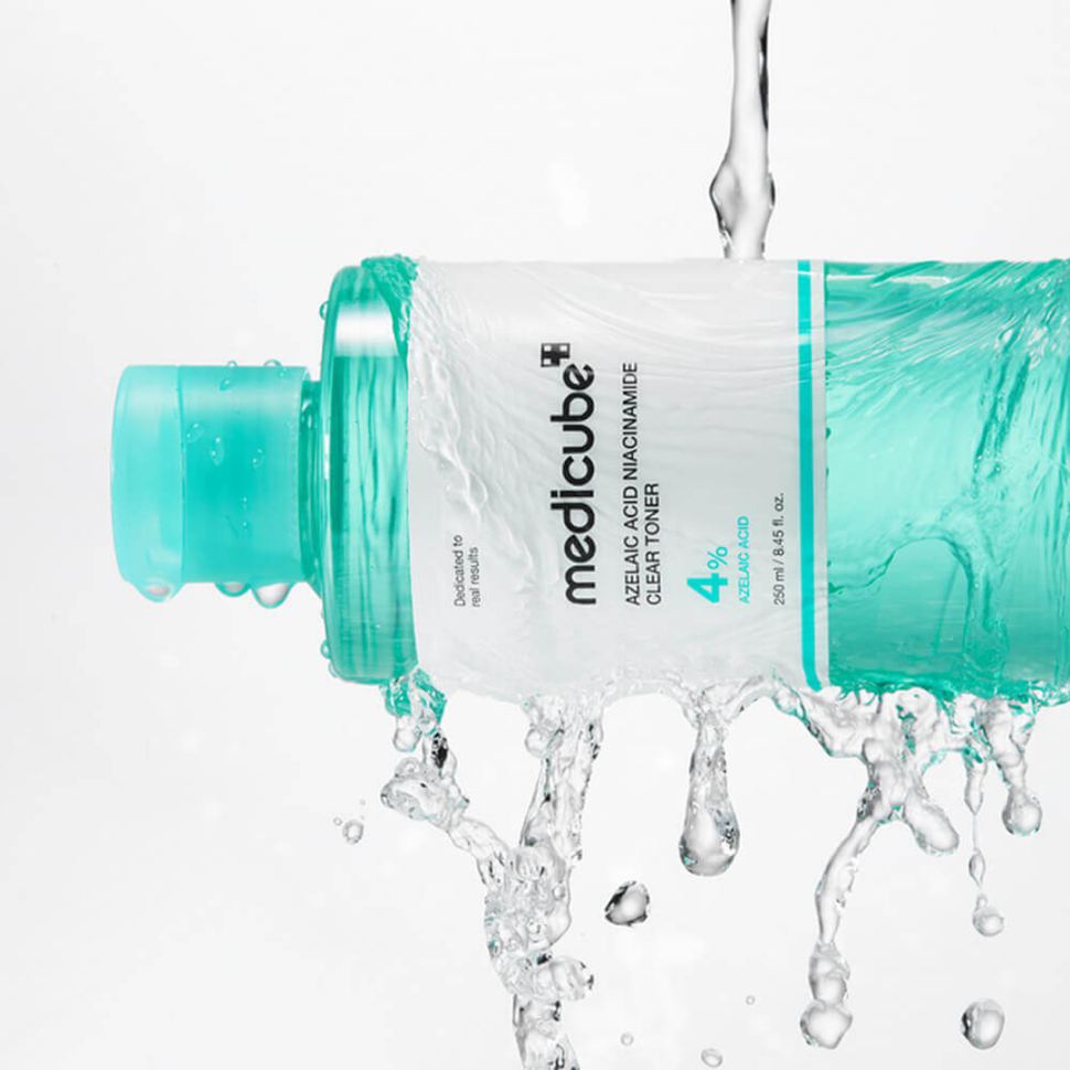 MEDICUBE тонер з азелаїновою кислотою та ніацинамідом Azelaic Acid Niacinamide Clear Toner 250 мл (Ціна: 1 161 грн.)