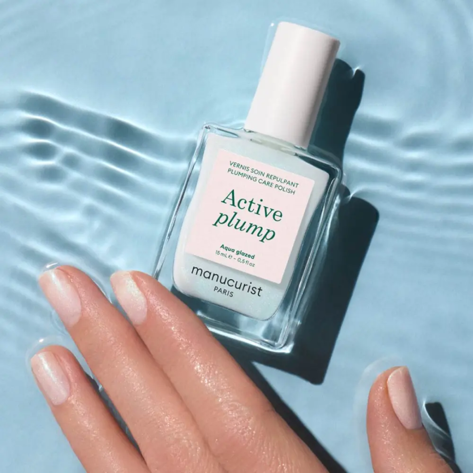 MANUCURIST лак для нігтів з колагеном та перламутровим молочним покриттям Active Plump Aqua Glazed 15 мл (Ціна: 890 грн.)