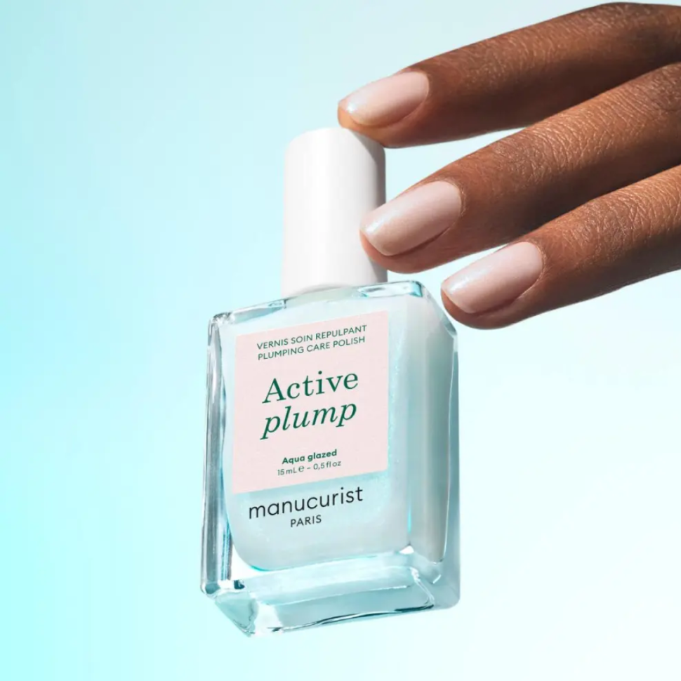 MANUCURIST лак для нігтів з колагеном та перламутровим молочним покриттям Active Plump Aqua Glazed 15 мл (Ціна: 890 грн.)