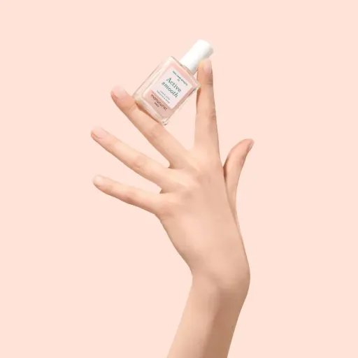 MANUCURIST лак для нігтів з ефектом хайлайтера Active Shine 15 мл