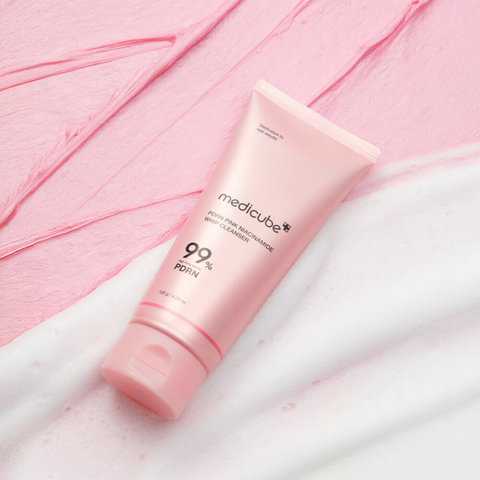 MEDICUBE очищувальна пінка з полінуклеотидами та ніацинамідом PDRN Pink Niacinamide Whip Cleanser 120 г  (Ціна: 990 грн.)