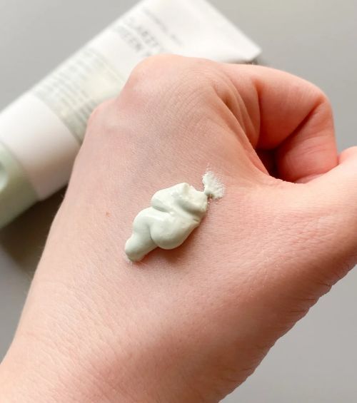 Очищающая маска с глиной для кожи LOGICALLY, SKIN Clarifying Green Mask 100 г (Цена: 690 грн.)