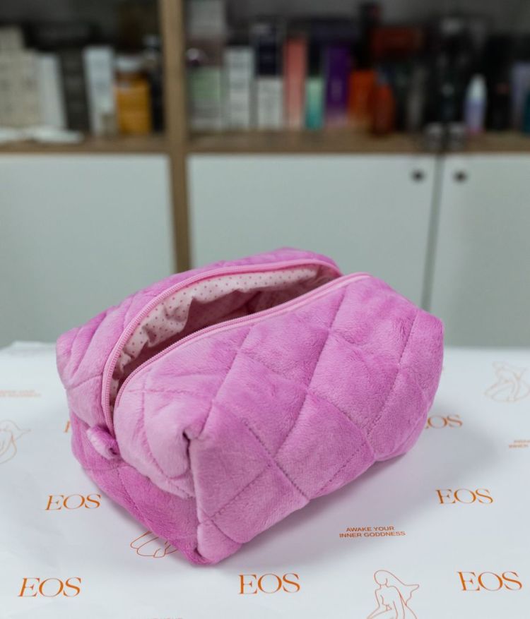 Косметичка плюшева рожева на молнії EOS 22*11*15 см (Ціна: 350 грн.)