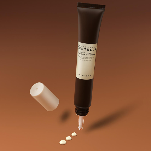 Антивозрастной крем под глаза с бакучиолом SKIN1004 Madagascar Centella Probio-Cica Bakuchiol Eye Cream 20 мл