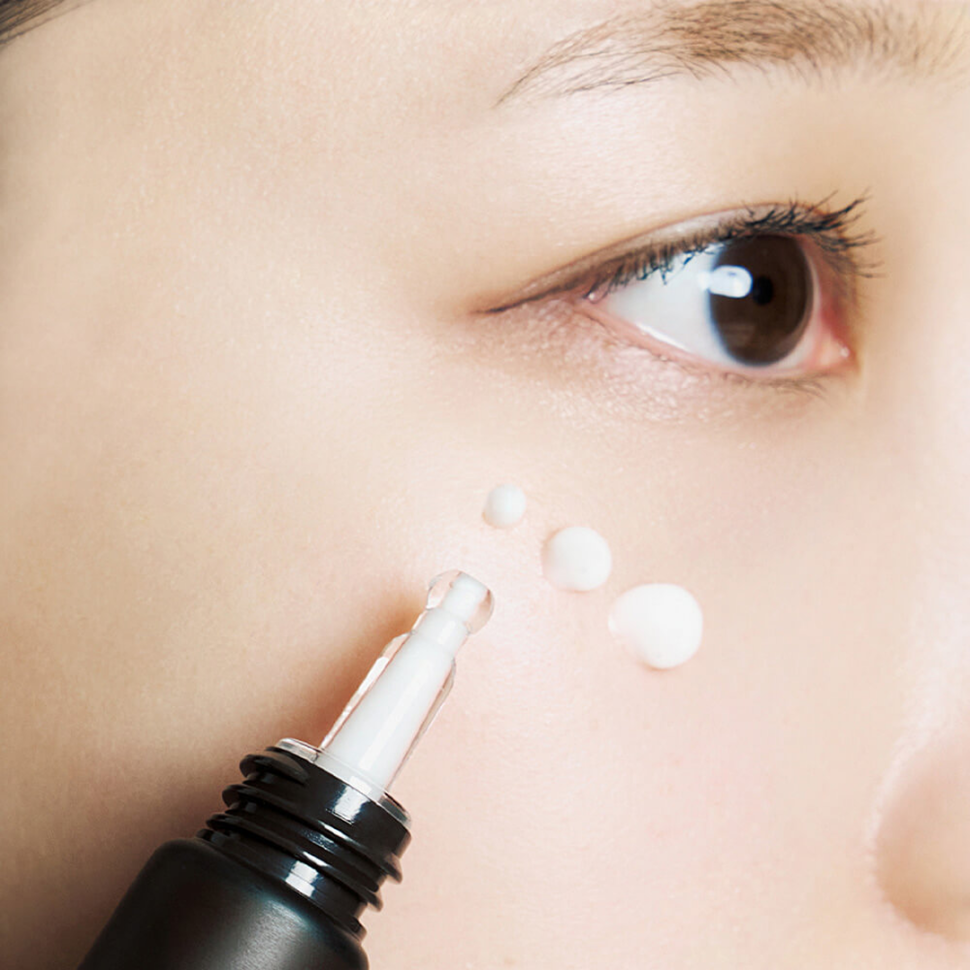 Антивозрастной крем под глаза с бакучиолом SKIN1004 Madagascar Centella Probio-Cica Bakuchiol Eye Cream 20 мл (Цена: 750 грн.)