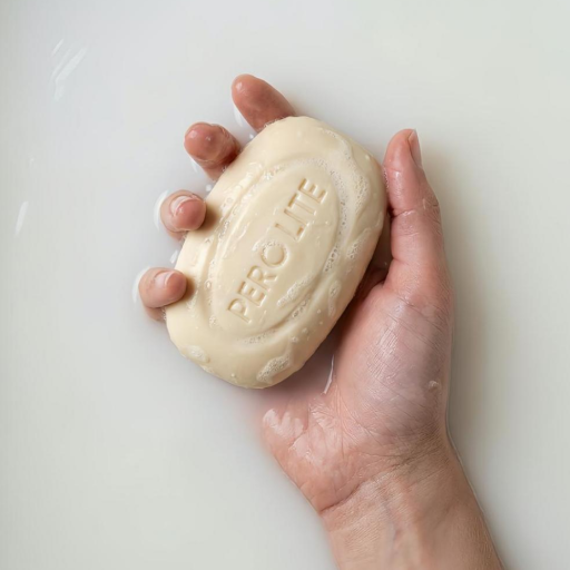 PEROLITE Benzoyl Peroxide Antibacterial and Pimple Care Soap мило перолайт для очищення шкіри із бензоіл пероксидом 75 г