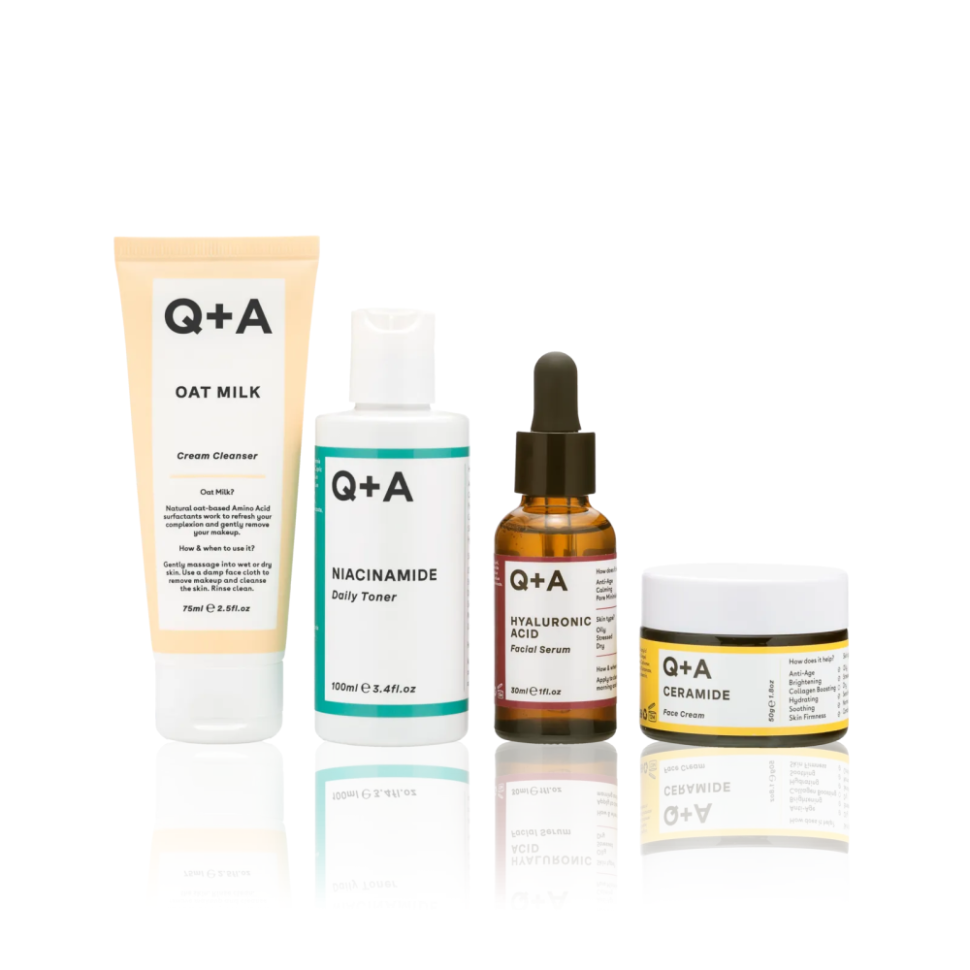 Подарочный набор для ухода за кожей Q+A Holiday Heroes Gift Set уп (Цена: 1 240 грн.)