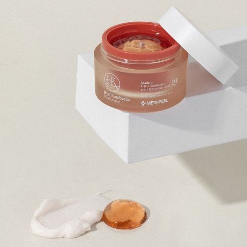 Крем увлажняющий с гиалуроновой кислотой и комбучей MEDI-PEEL Hyal Kombucha Tea Tox Cream 50 мл (Цена: 670 грн.)