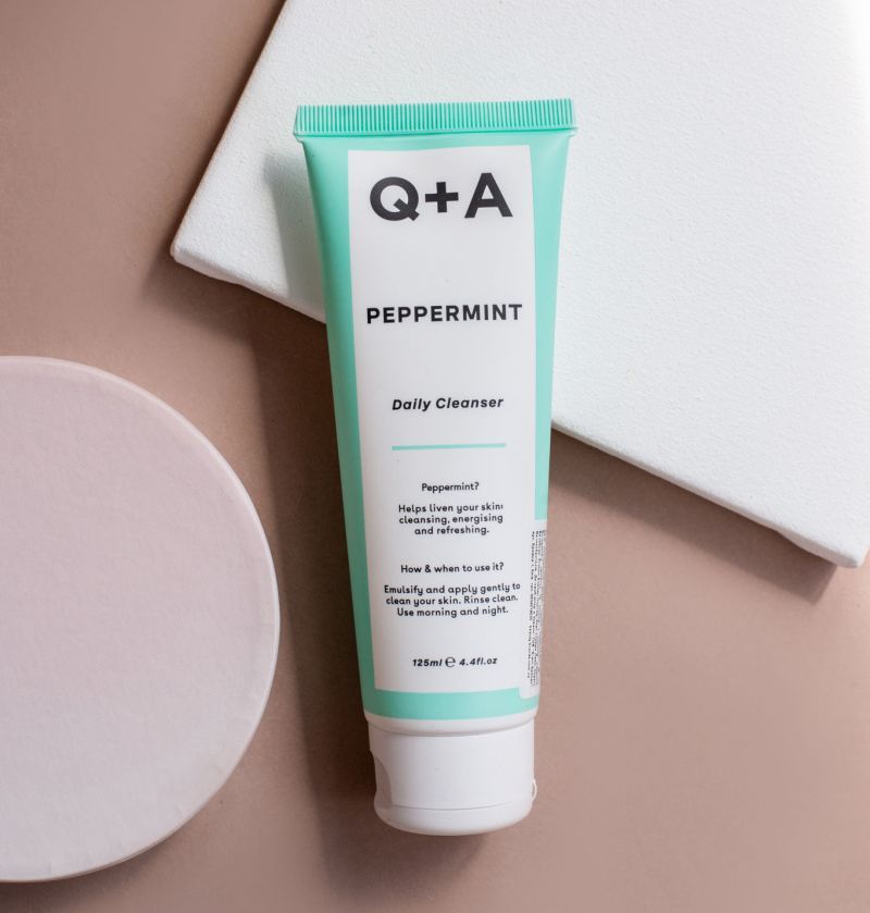 Очищающий гель для лица с мятой Q+A Peppermint Daily Cleanser 125 мл																		 (Цена: 494 грн.)