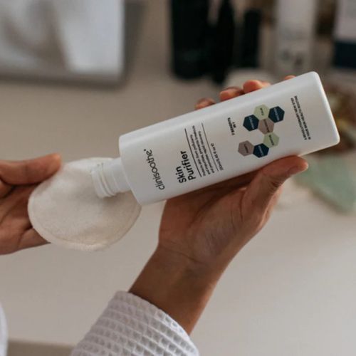 Средство для очищения кожи СLINISOOTHE+ Skin Purifier 250 мл (Цена: 1 055 грн.)