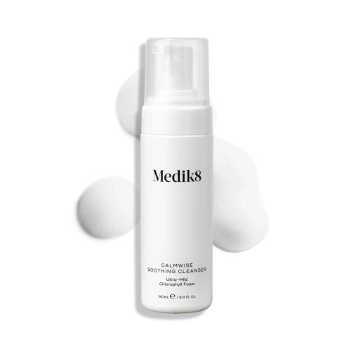 Очищающая пенка для чувствительной кожи MEDIK8 Сalmwise Soothing Cleanser 150 мл (Цена: 1 600 грн.)